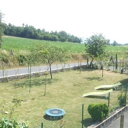En Auvergne Holiday home Saint-Geron